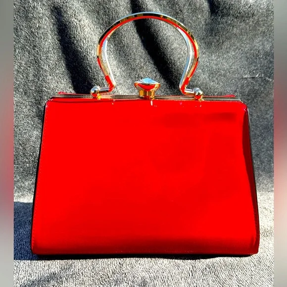 ‼️SOLD‼️Red Patent Leather Bag - Picture 1 of 6